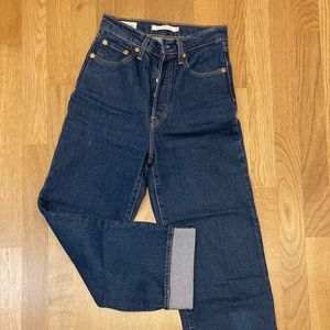 Levis Ribcage Straight Leg Ankle Jeans